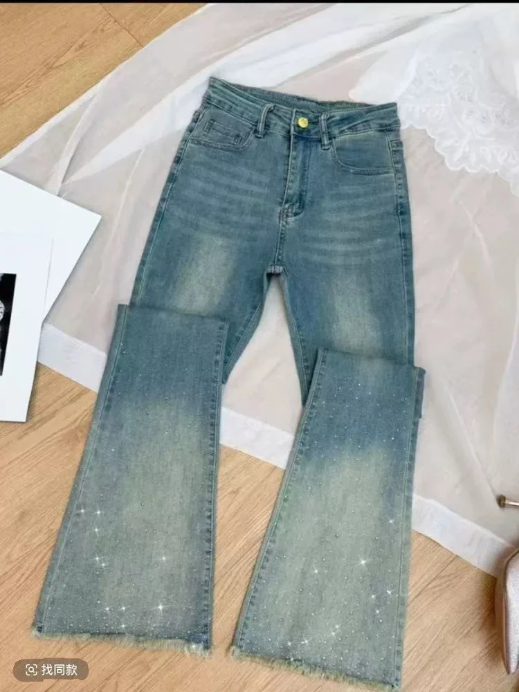 微喇烫钻设计感气质牛仔裤女流行新款显瘦马蹄裤喇叭（瑕疵，慎拍）