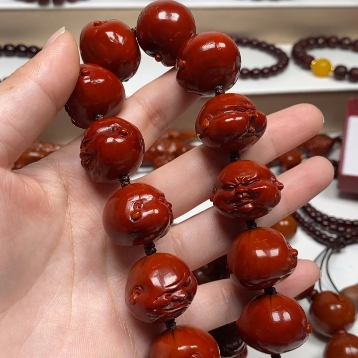 1***x橄榄核雕刻工艺的发展