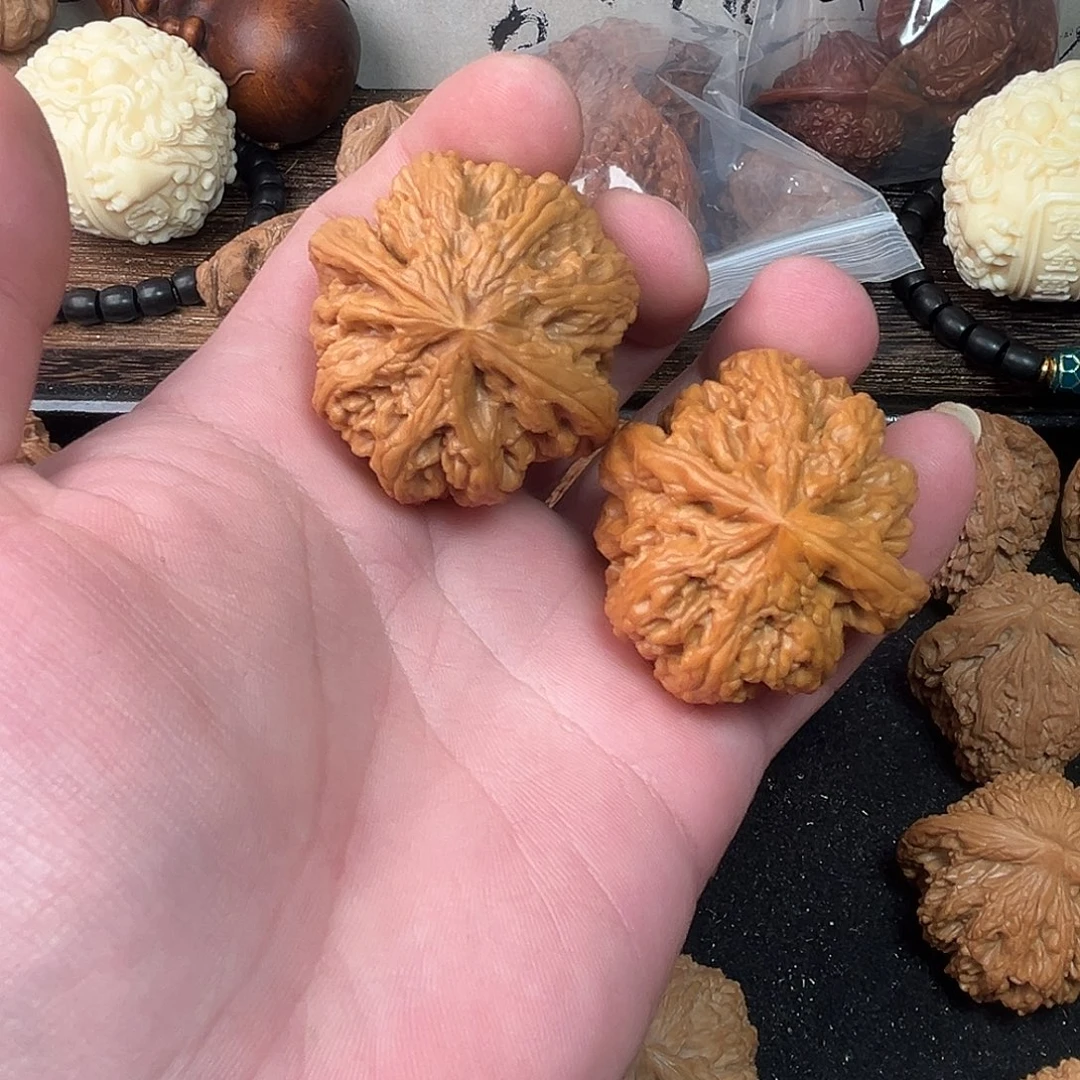 文玩核桃把件粗筋微色差44尺