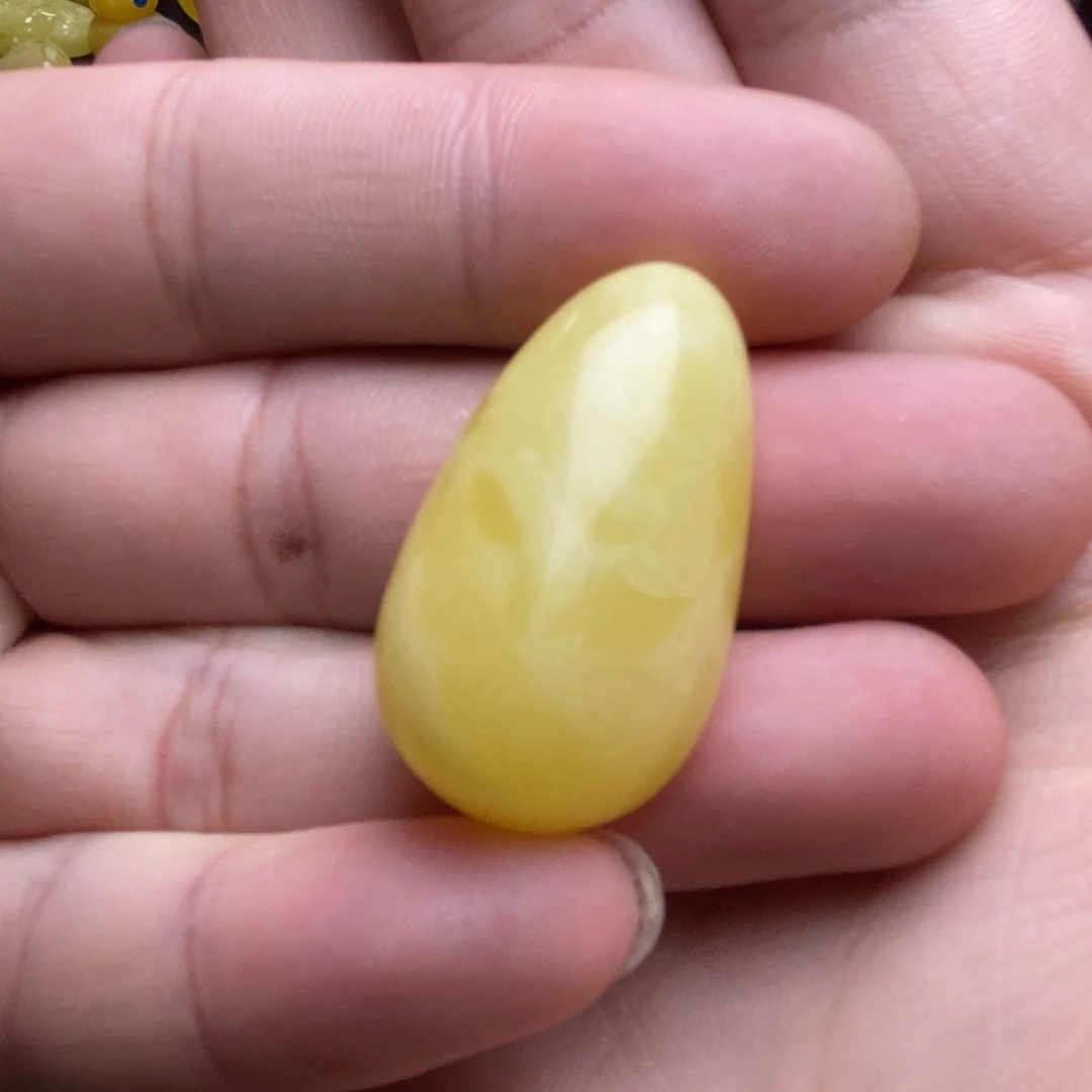 琥珀未镶嵌裸石蜜蜡