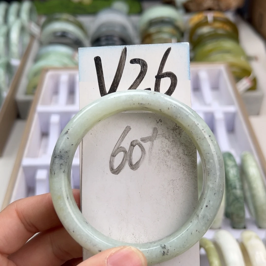 岫玉手镯未镶嵌天然岫玉微瑕