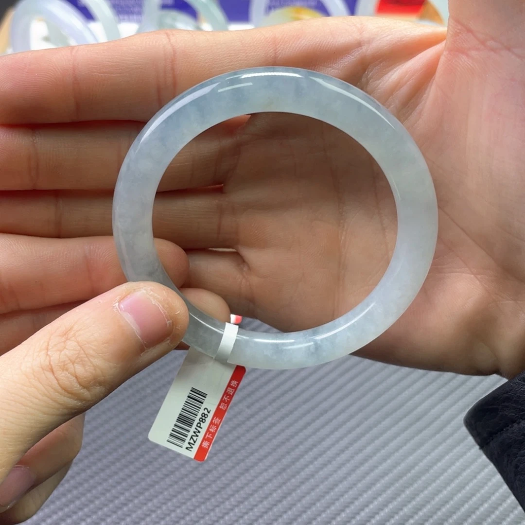 翡翠手镯未镶嵌天然缅甸a货翡翠手镯