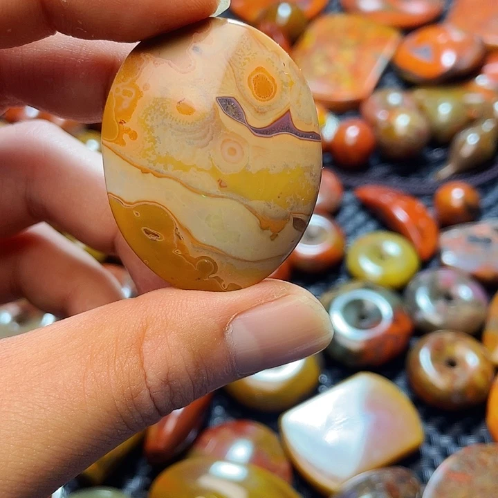 玛瑙/玉髓未镶嵌战国红玛瑙23