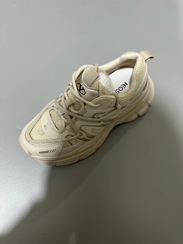 2568时尚超轻运动鞋