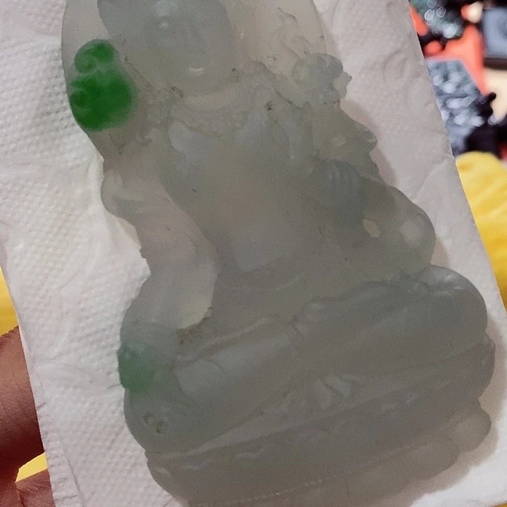 翡翠未镶嵌颈饰翡翠e