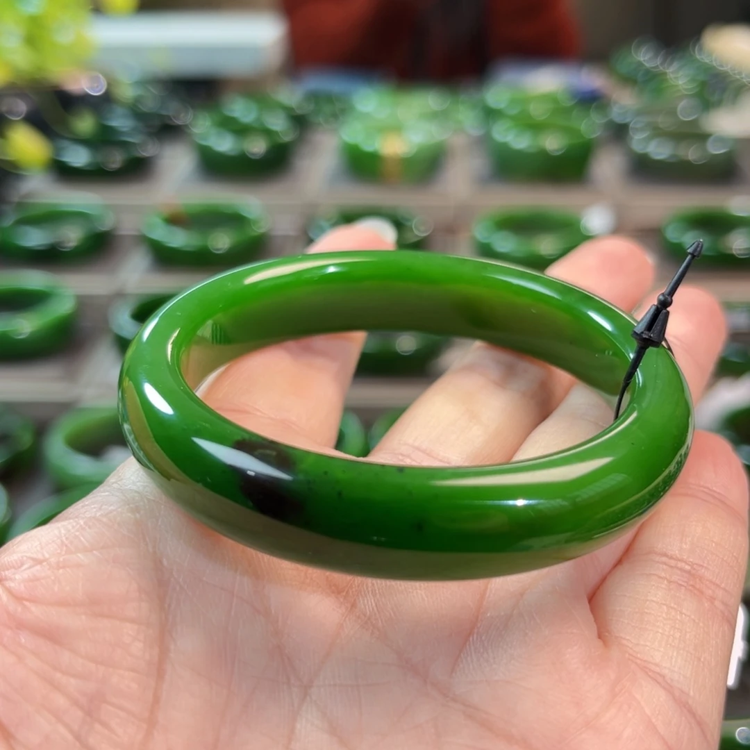 未镶嵌手镯和田玉（碧玉）