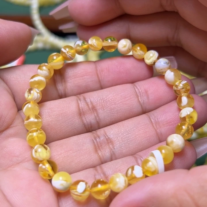 蜜蜡未镶嵌珠宝奇石