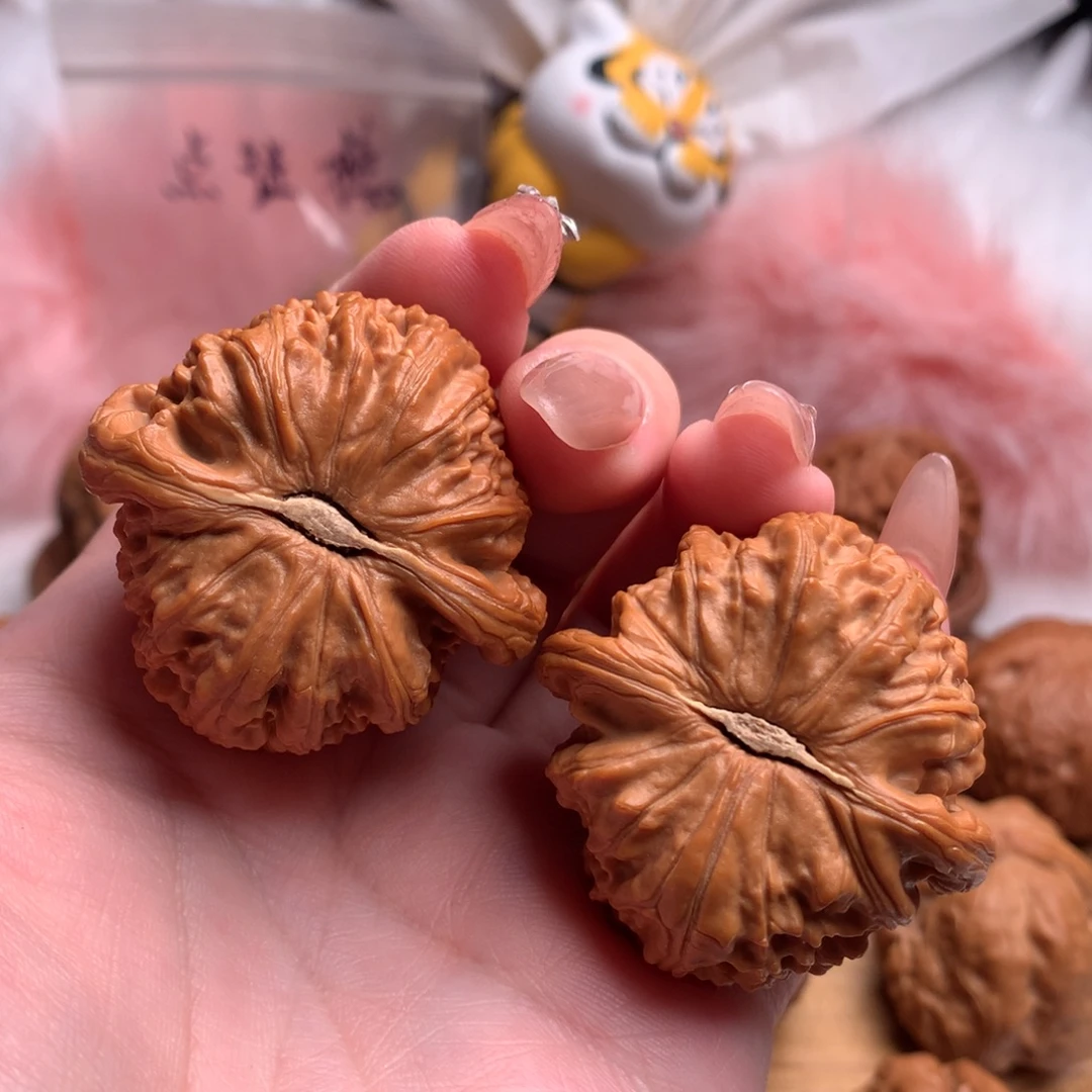 文玩核桃把件41白狮子