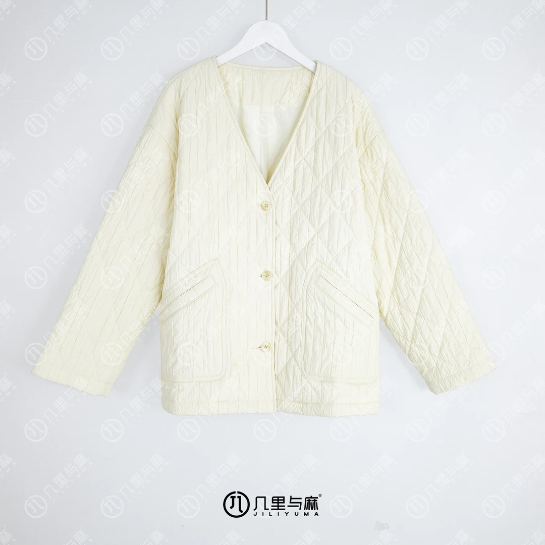 几里与麻【远山雪竹】时尚纯色外套 衣长66 胸围118 1081791