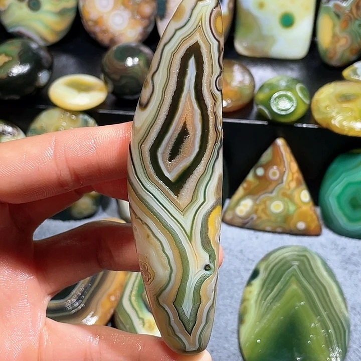 珠宝奇石玛瑙未镶嵌@*