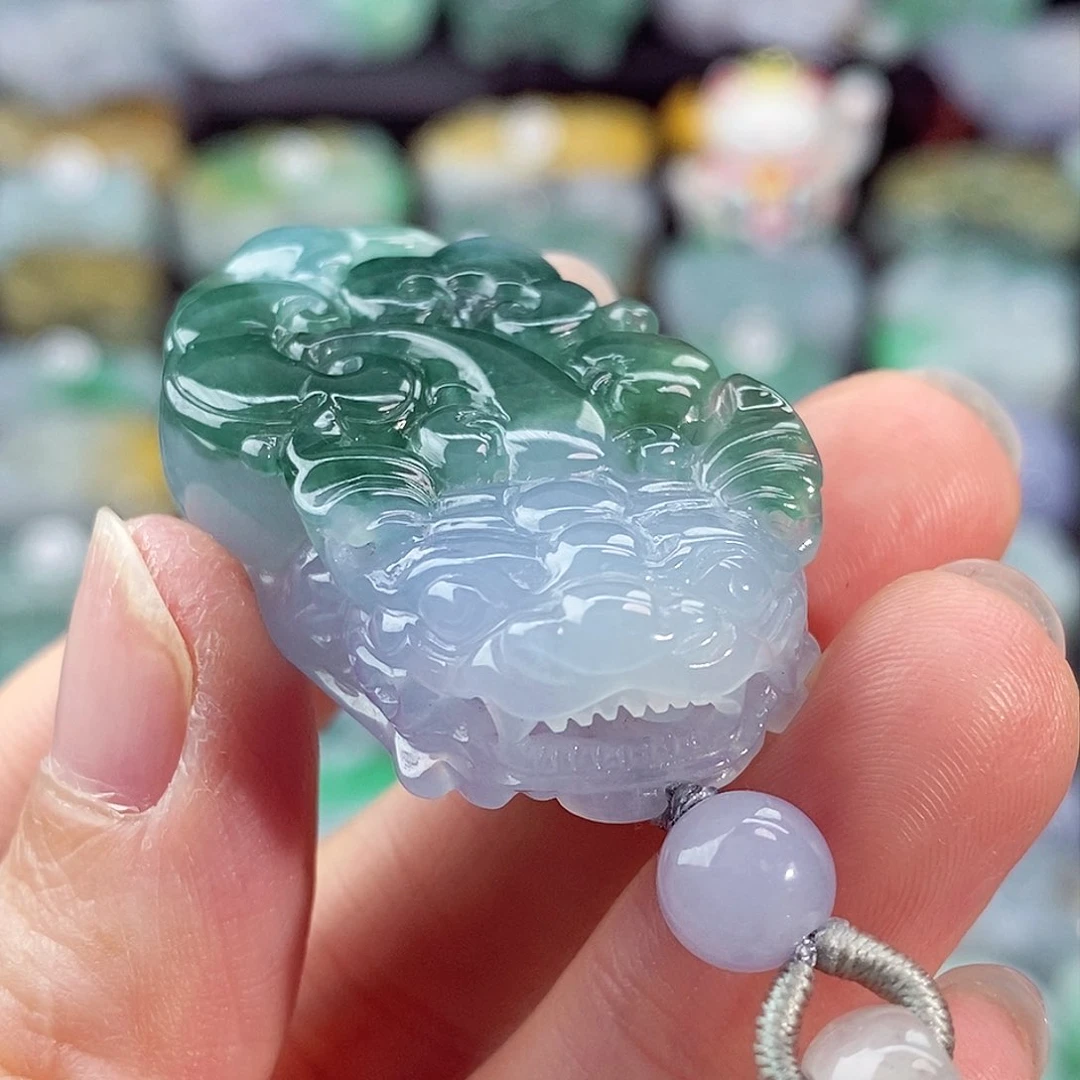 颈饰未镶嵌翡翠天然