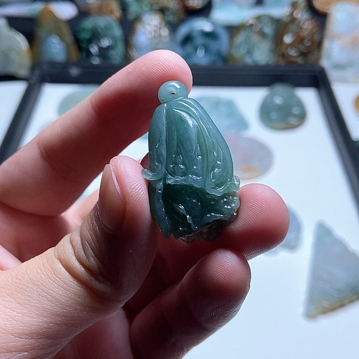 翡翠未镶嵌颈饰翡翠a货