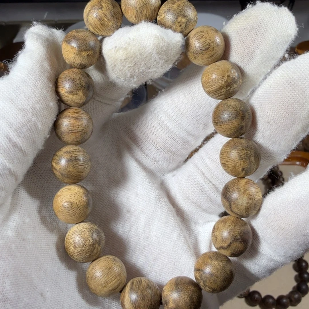 沉香碎屑沉香柬埔寨菩萨，9克