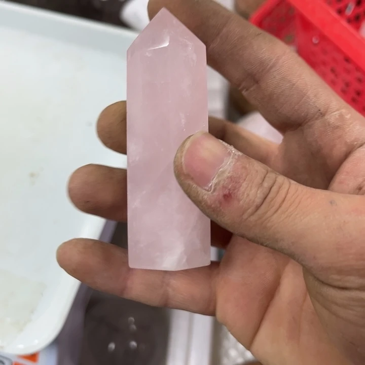 水晶640未镶嵌?**?粉晶柱