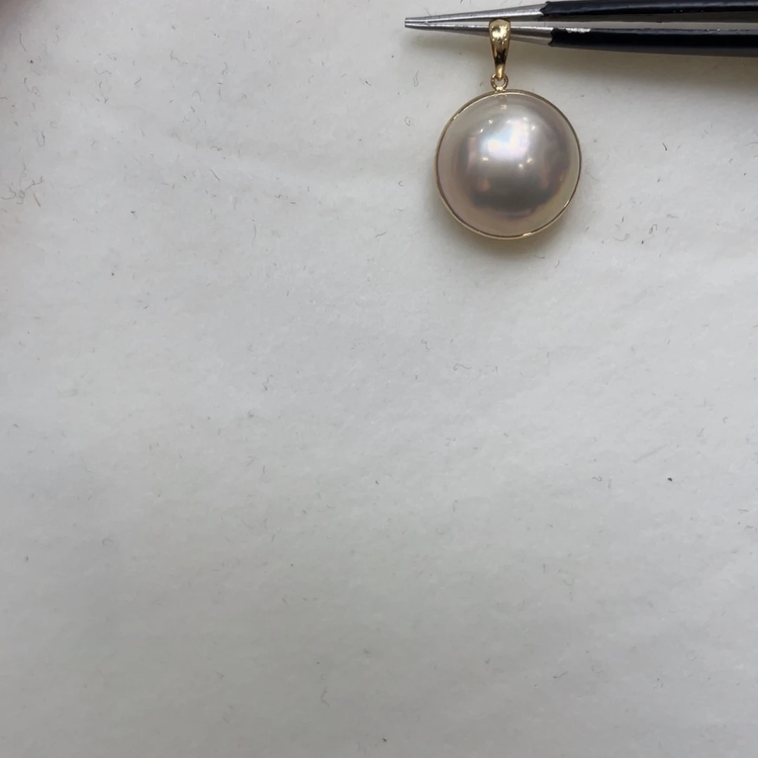 拼合珍珠（马贝珠）吊坠(不含链)18K金镶嵌