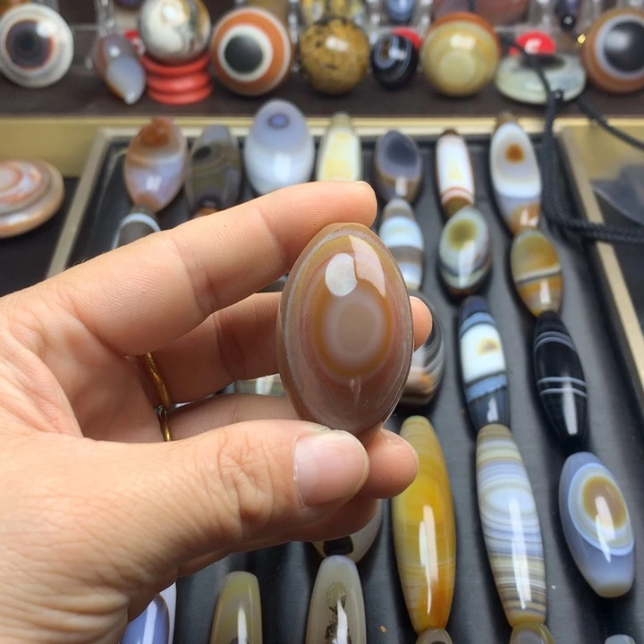 鸿***捷玛瑙/玉髓未镶嵌颈饰吊坠