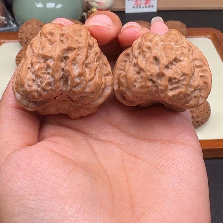 文玩核桃把件蛤蟆头43