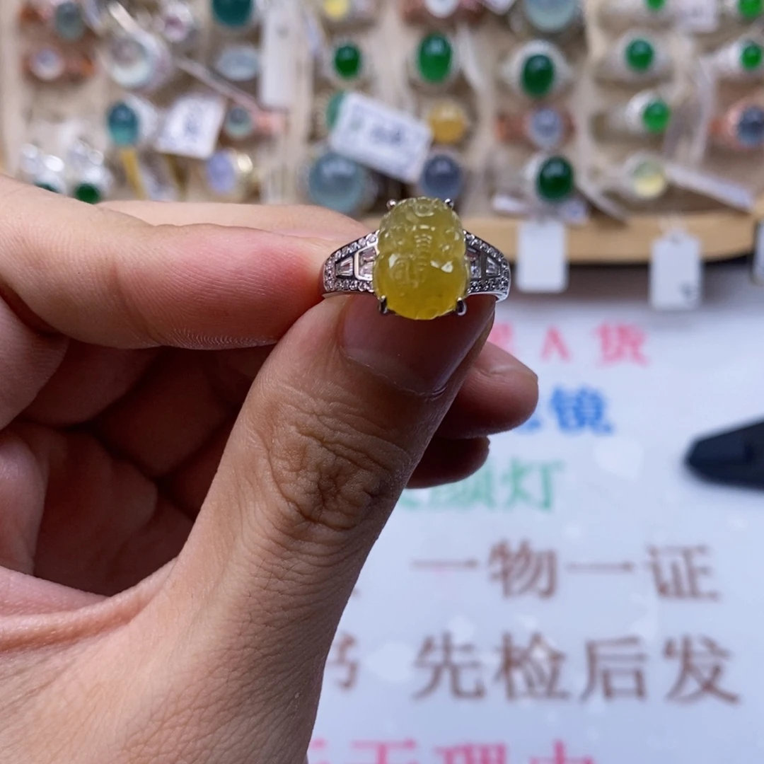 翡翠戒指银S925镶嵌天然缅甸翡翠a货
