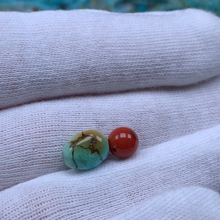 南红玛瑙未镶嵌珠宝奇石