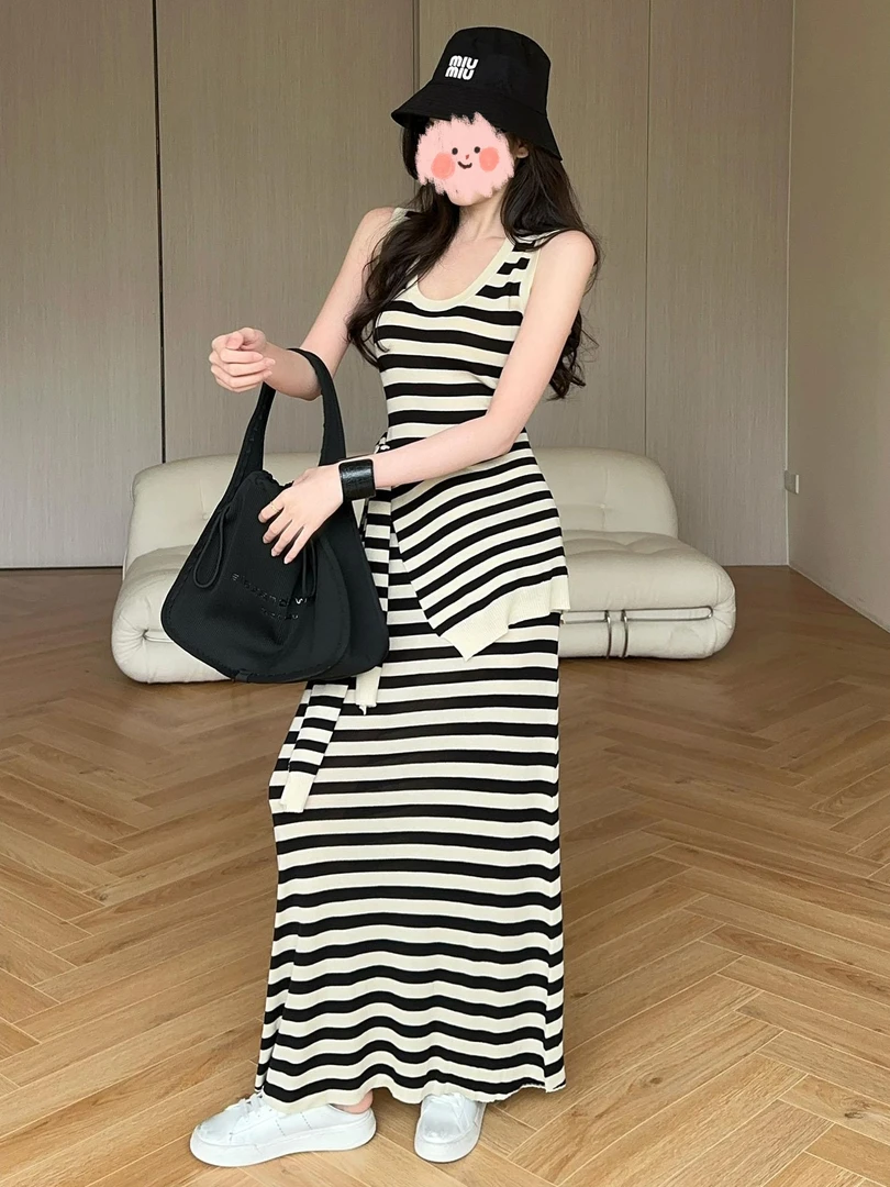 巨好看的夏季新款套装纯欲风撞色条纹无袖修身连衣裙披肩两件套女