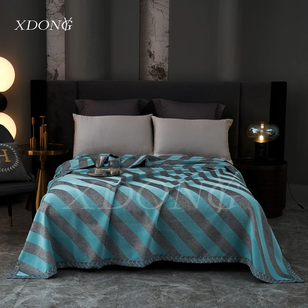 XDONGY（冬云家纺）240*250 高定 清枫 亲肤柔软毯 床盖