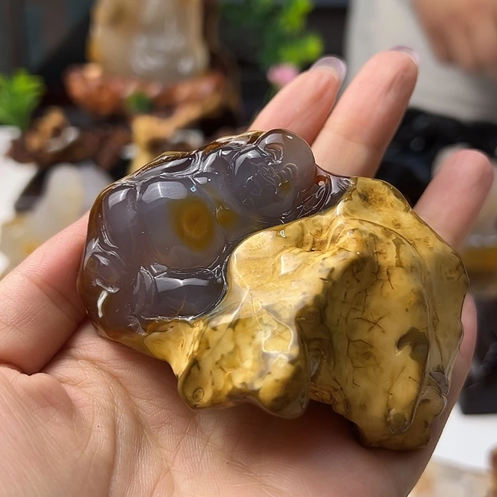 玛瑙/玉髓颈饰未镶嵌