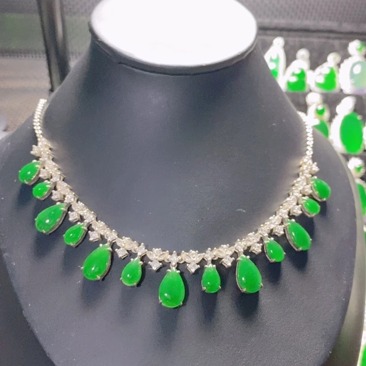 翡翠颈饰银S925镶嵌