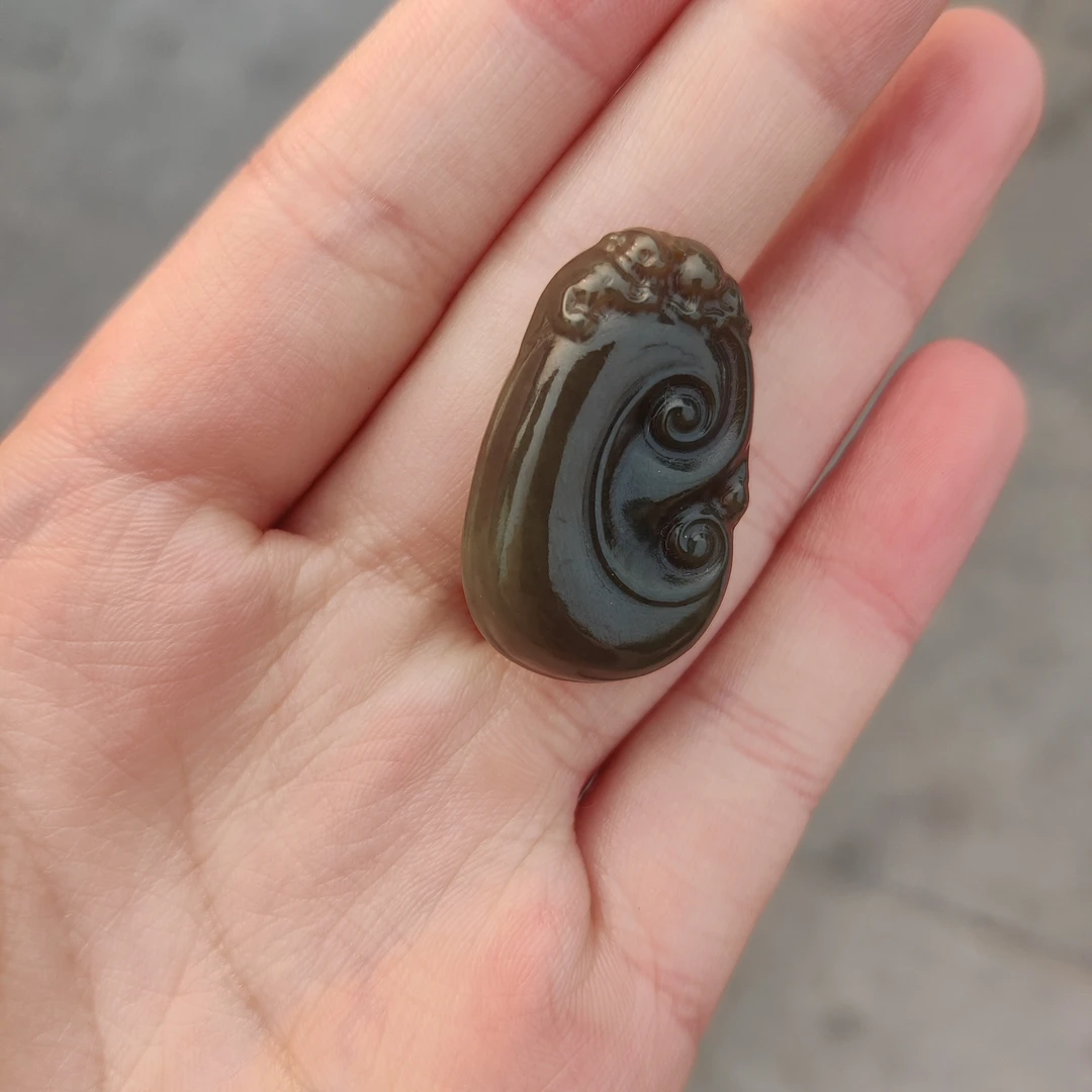 和田玉如意挂件-