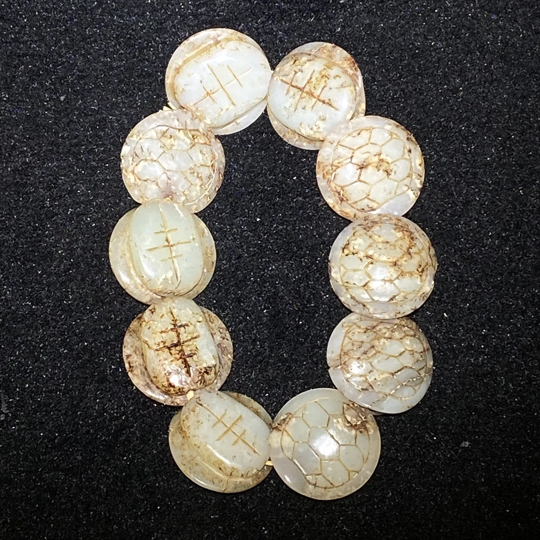 臻藏（8A）和田玉龟甲手串2501100094