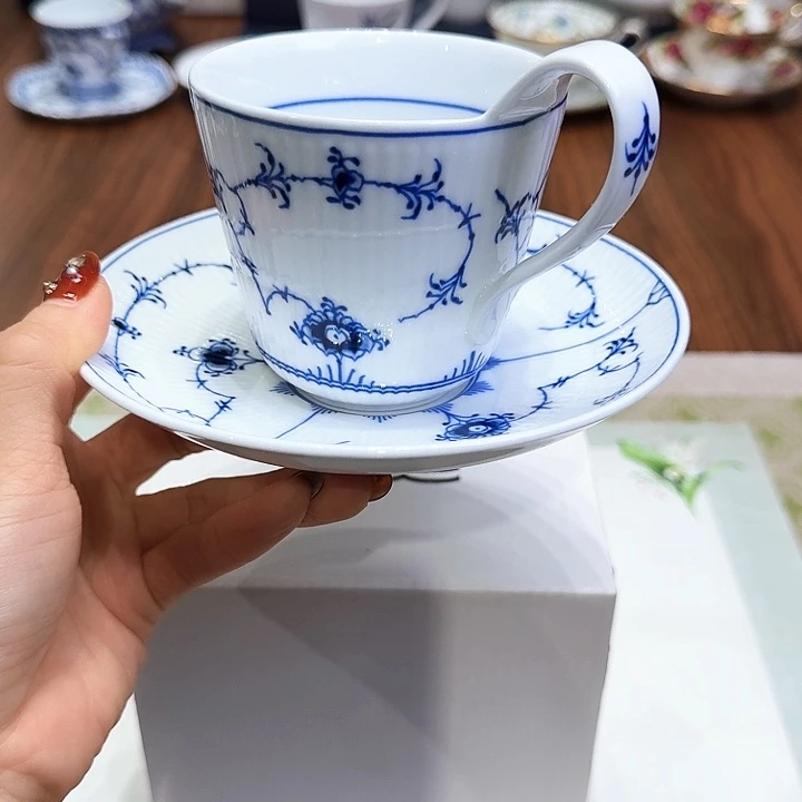 瓷片杯子杯子杯子水杯杯子水杯