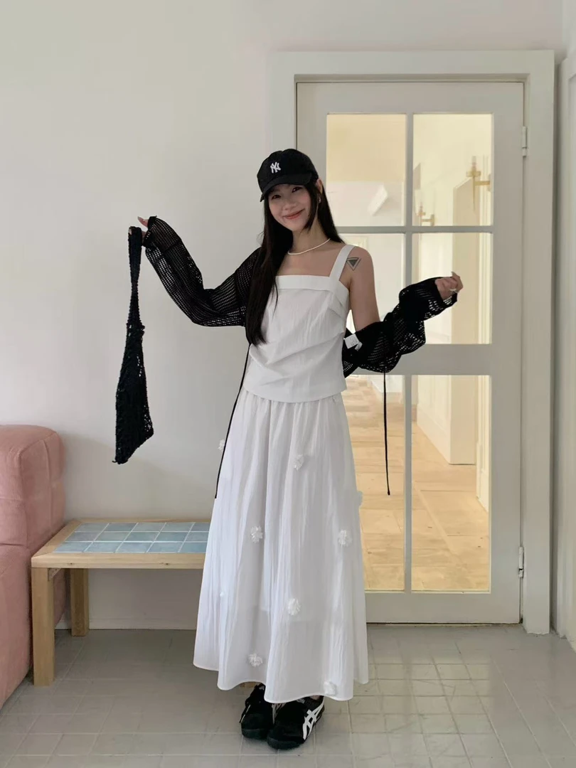 福秒-夏日清新、翻领吊带背心+立体花松紧腰半裙（OT2825#）ONE TIME