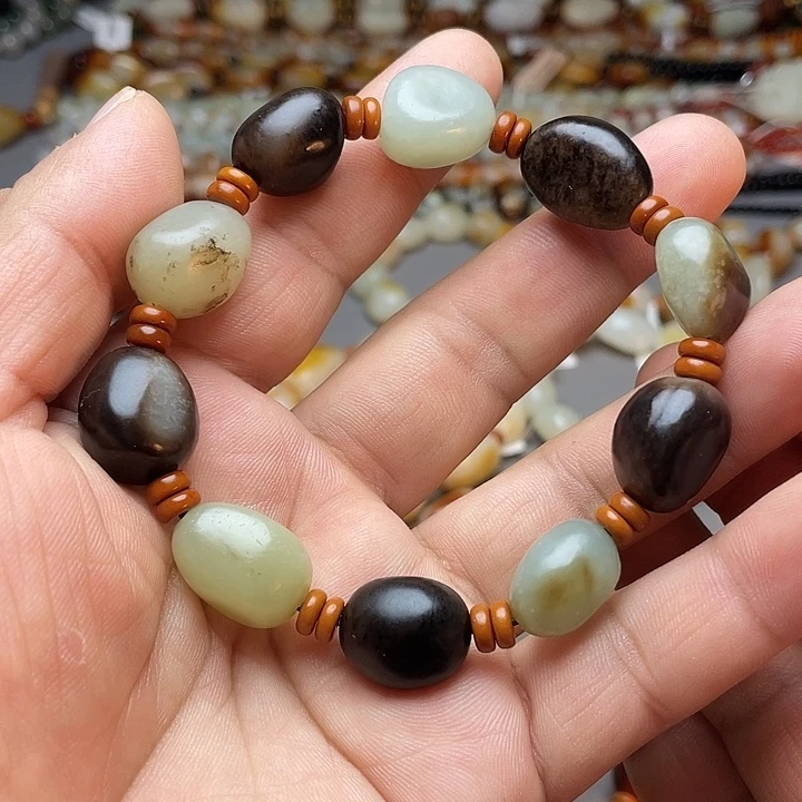 和田玉未镶嵌手链