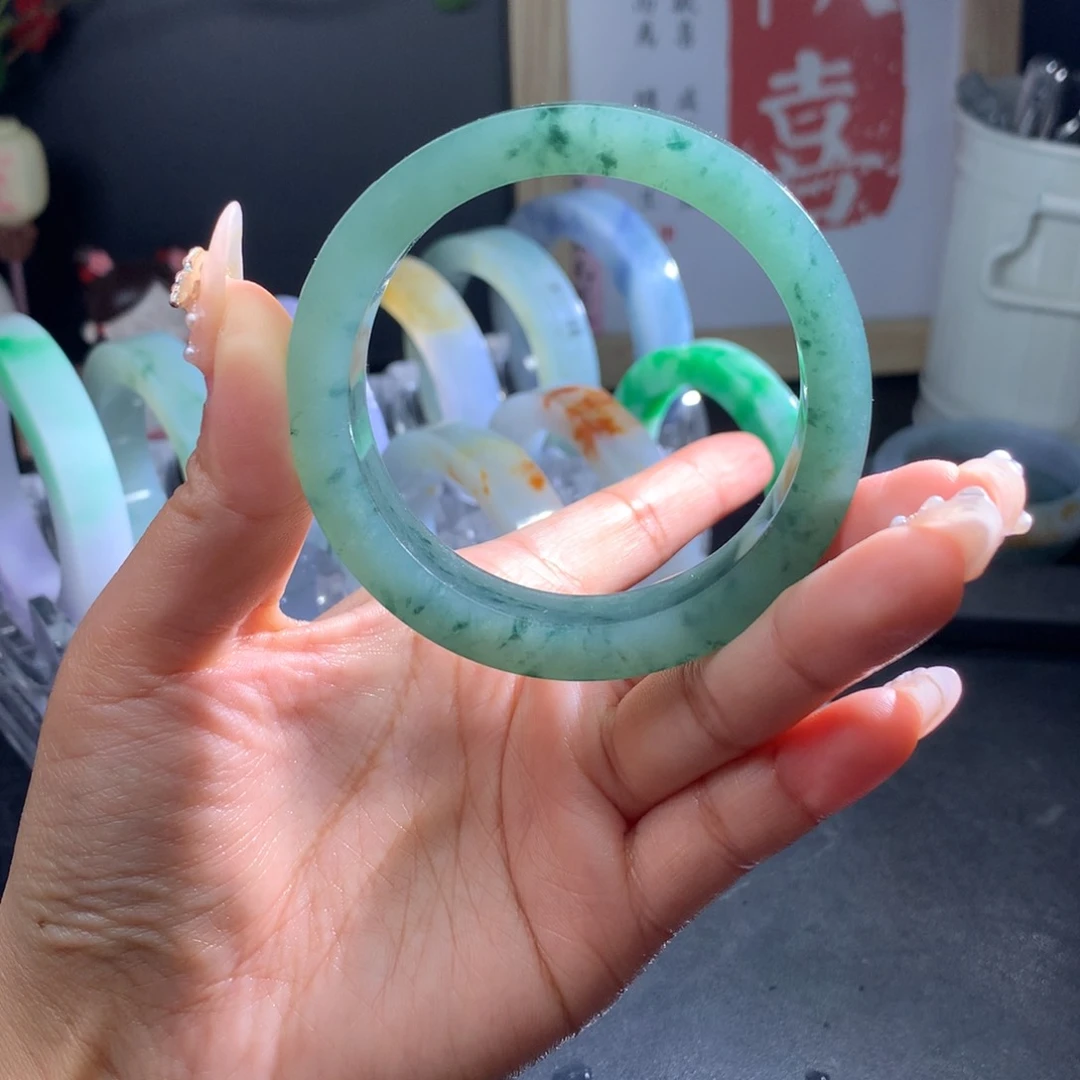 定制翡翠手镯未镶嵌
