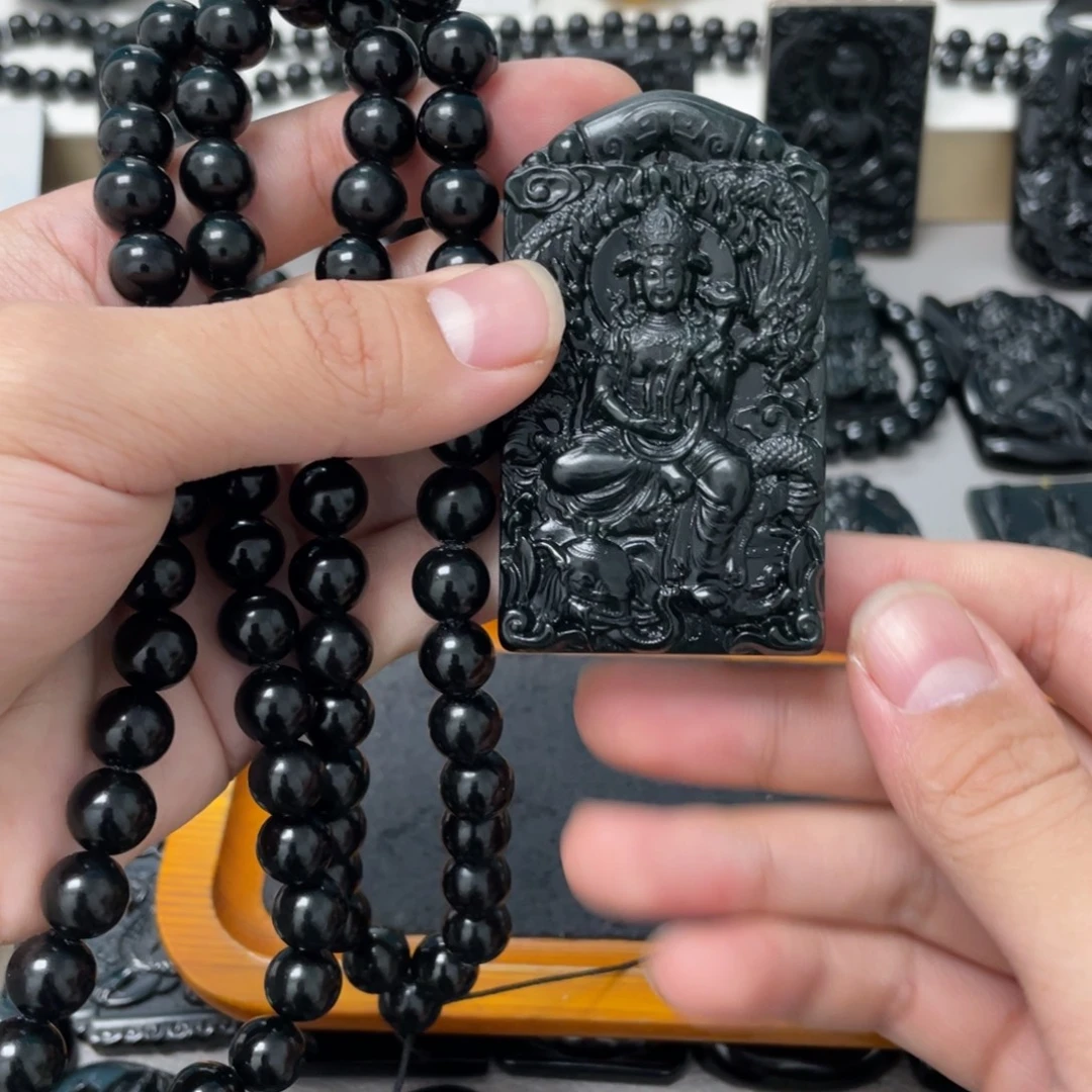 A***宝蛇纹石玉未镶嵌吊坠