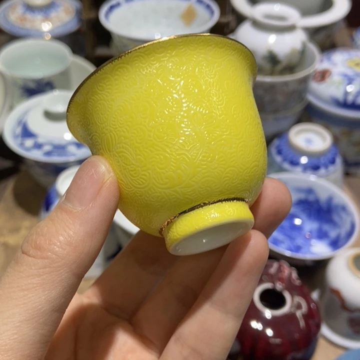 凤***灵陶瓷艺术品的制作