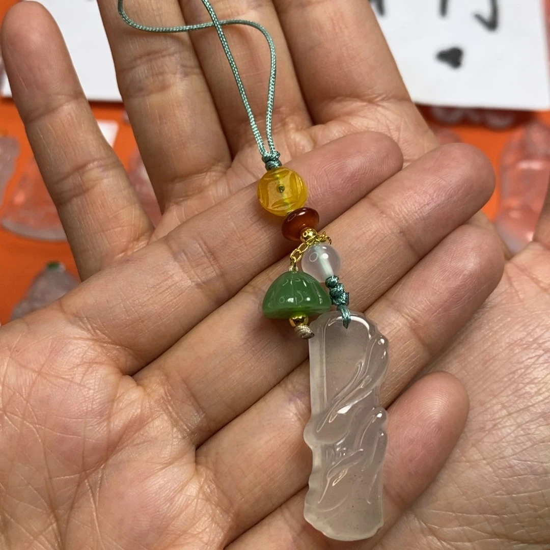 石英质玉竹节车挂未镶嵌
