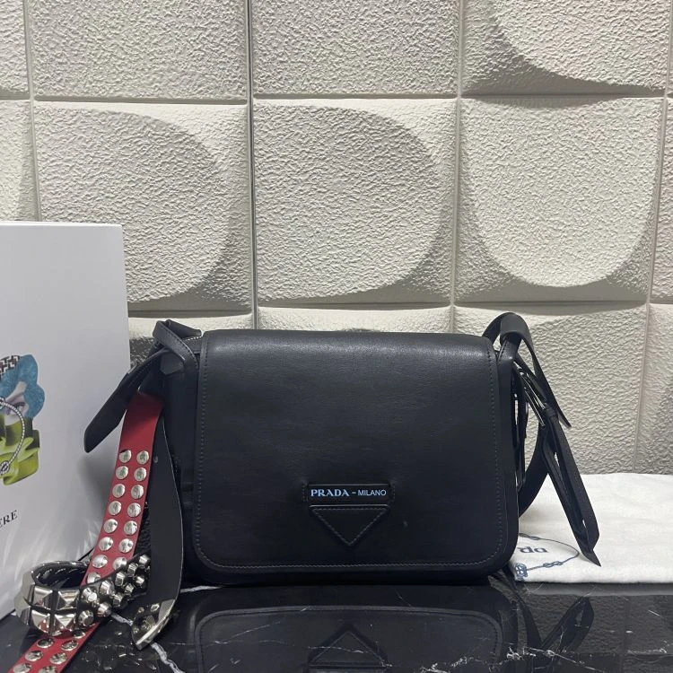 95新/普拉达/C14045931903/[251118zbb]