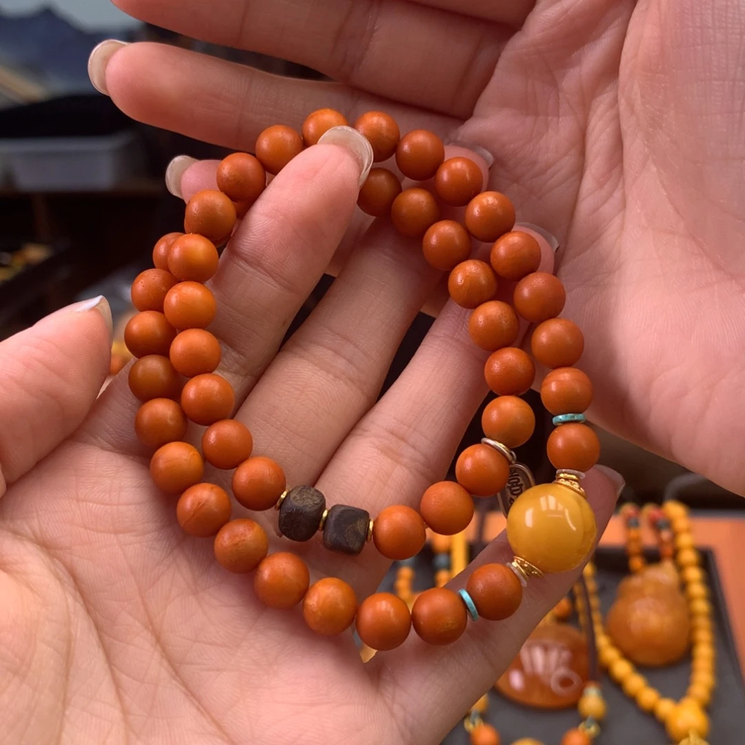 未镶嵌蜜蜡手串多样性发