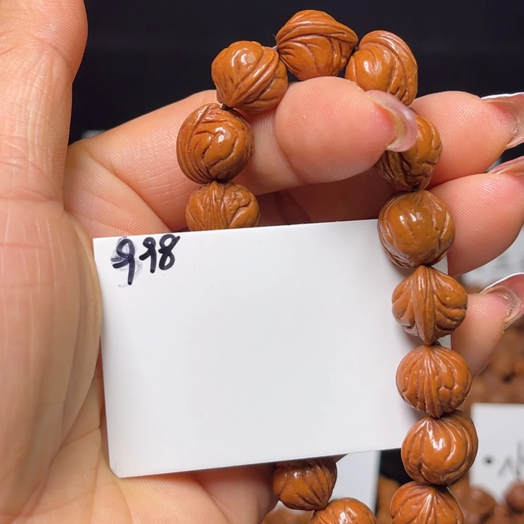 手串桃核小龙纹12左右成品