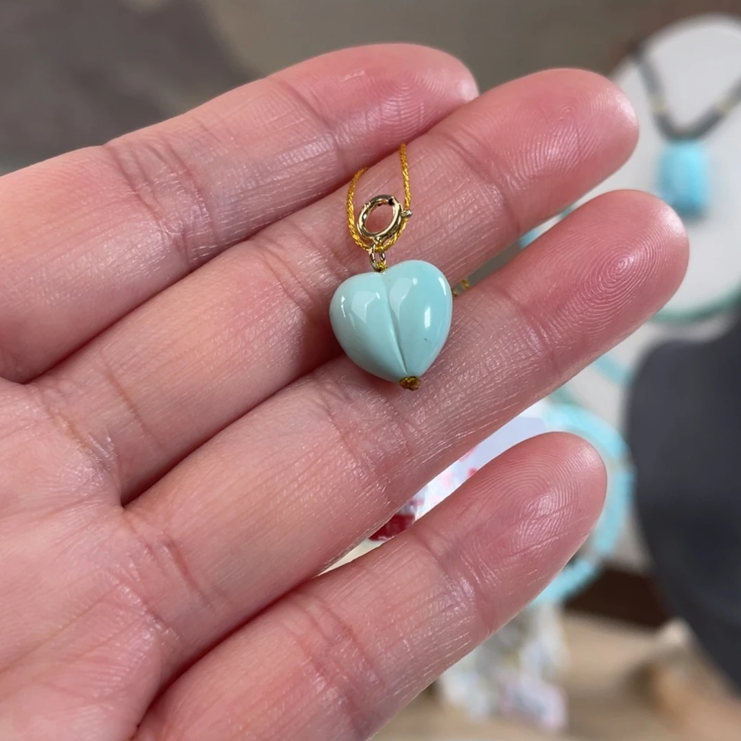 绿松石未镶嵌套链11+爱心屁桃