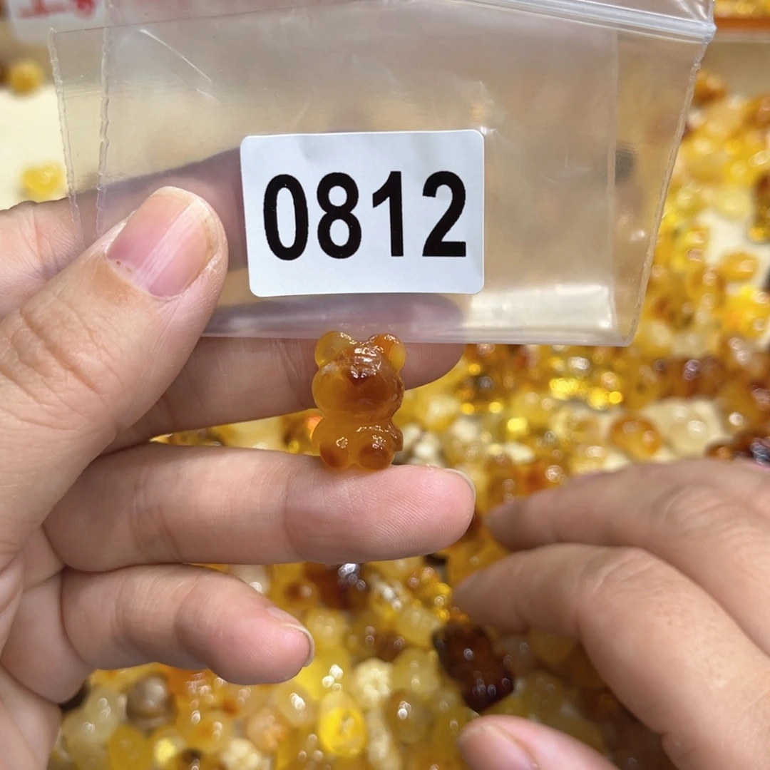琥珀未镶嵌珠宝奇石