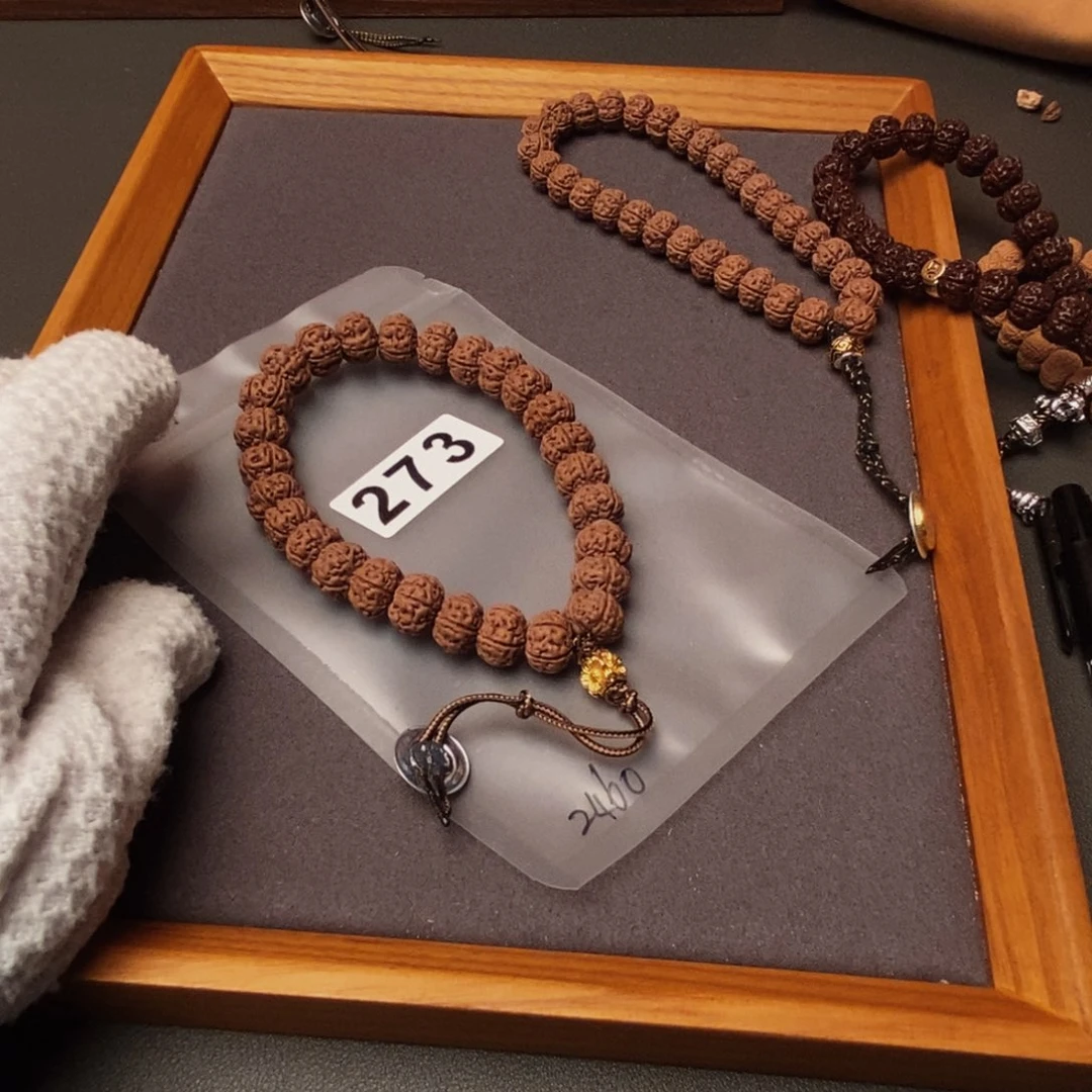 吊坠金刚菩提薇*哦哦哦哦哦哦哦哦哦哦哦哦