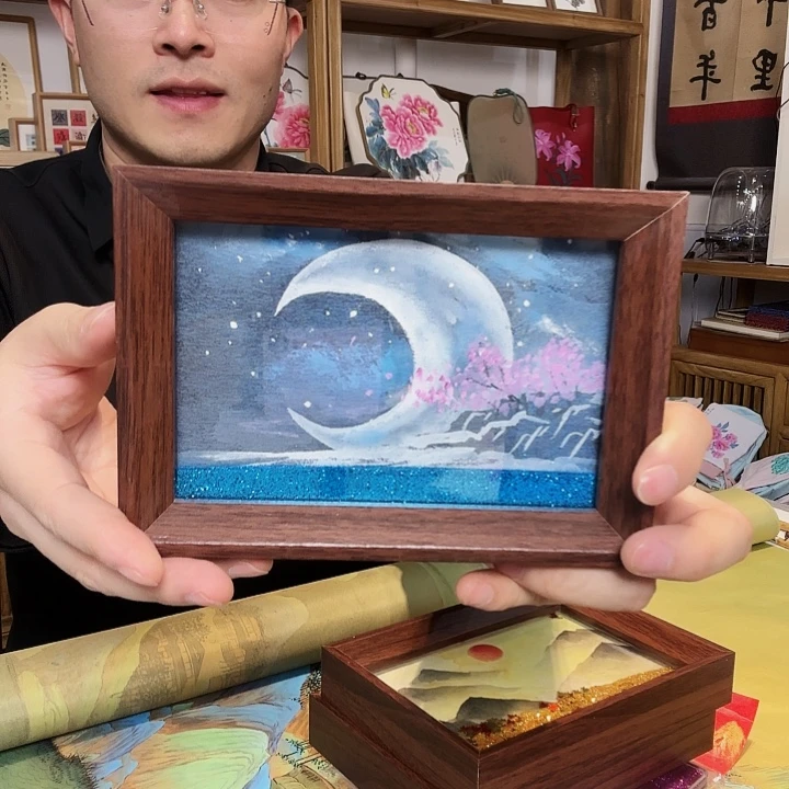 。***。有机玻璃手绘作品折扇九寸折扇