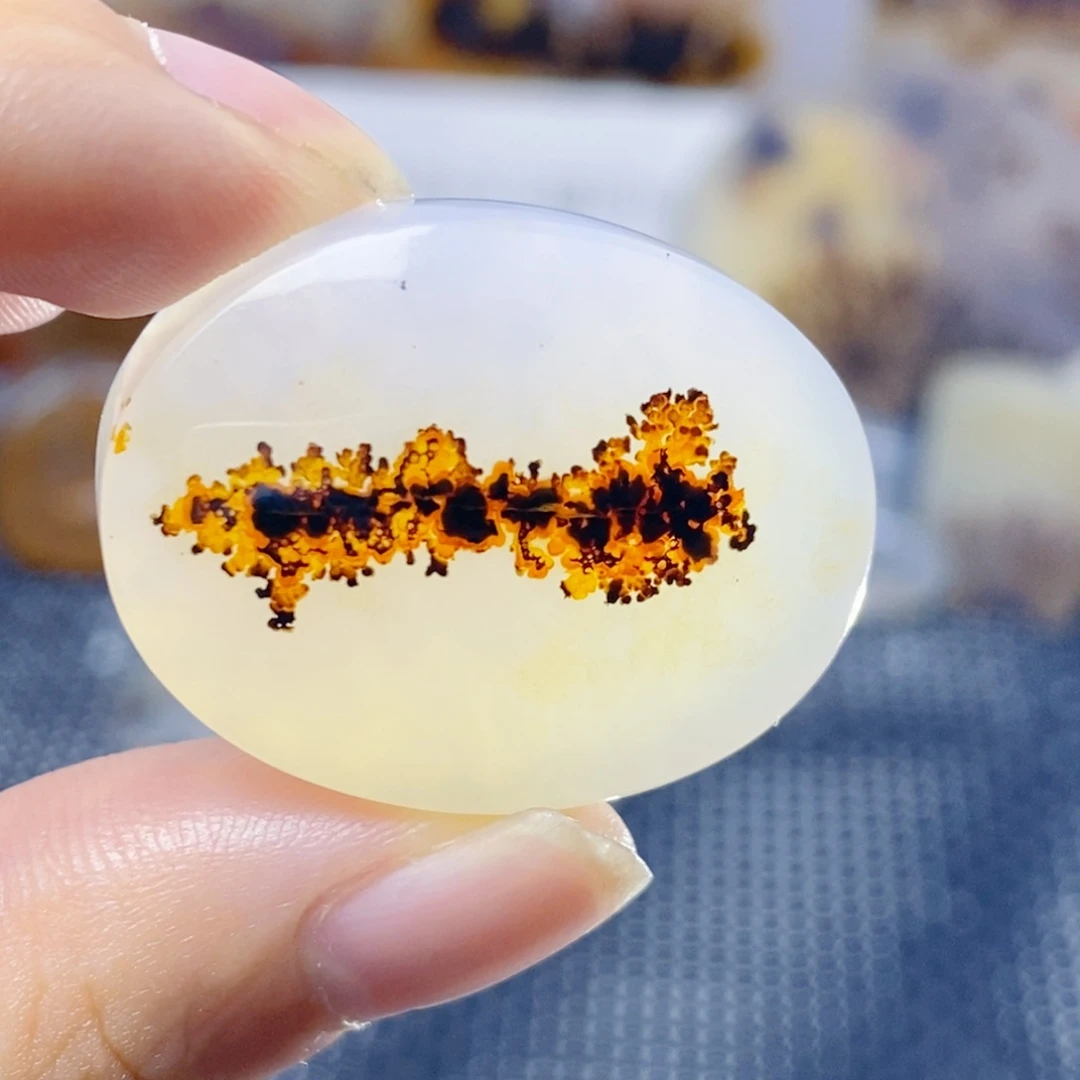 玛瑙/玉髓未镶嵌珠宝奇石