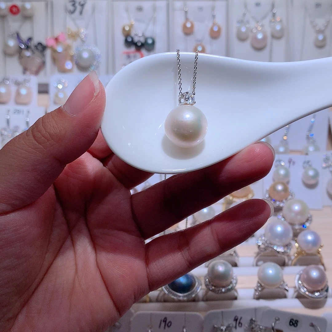 淡水珍珠吊坠(赠链)未镶嵌CC有瑕疵15.2mm