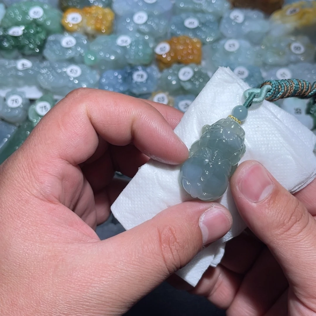 定制翡翠未镶嵌天然