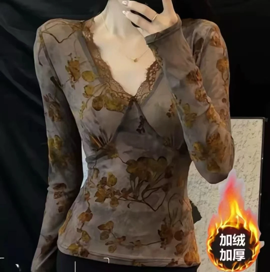 轻熟风性感长袖修身型打底衫百搭加绒上衣女+皮裙套装