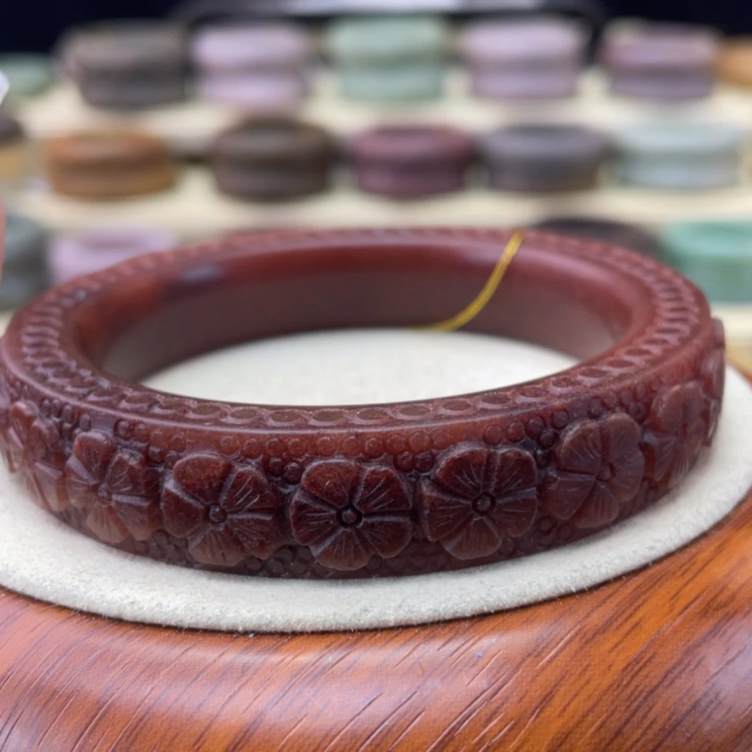 【闪购商品】石英质玉手镯未镶嵌改**字