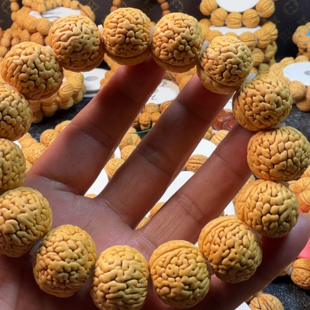 এ***࿐桃核吊坠龙鳞柳叶