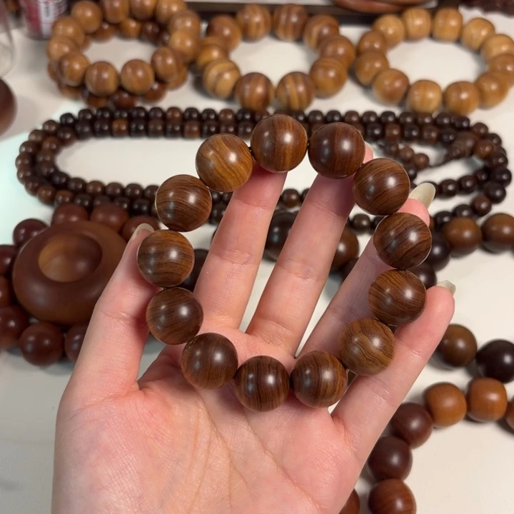 舍***得檀香木1.8老山檀虎皮纹供奉奶香